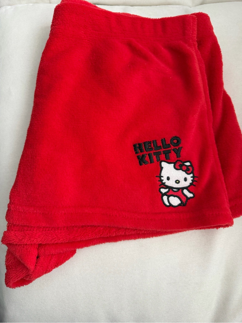 Hello Kitty Red Kids Bib with Embroidered Character NWOT
